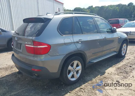 2010 BMW X5 xDrive35D z USA, uszkodzony, nr VIN 5UXFF0C59ALT85590